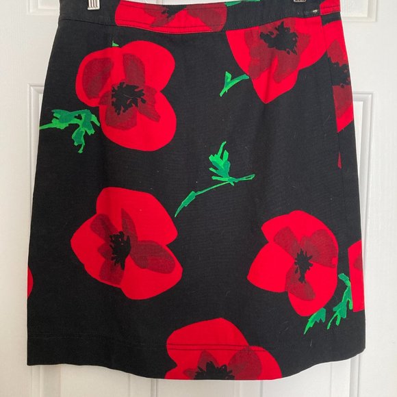 Vintage '00s Moschino Cheap and Chic Red Poppy Floral Skirt Size S - Picture 2 of 4